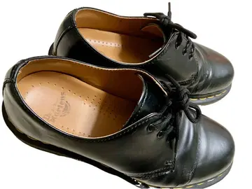 닥터마틴 3홀 신발 AW004 UK5 dr. martens