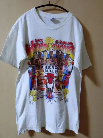 1993년 NBA 시카고 불스 3연패 기념 티셔츠