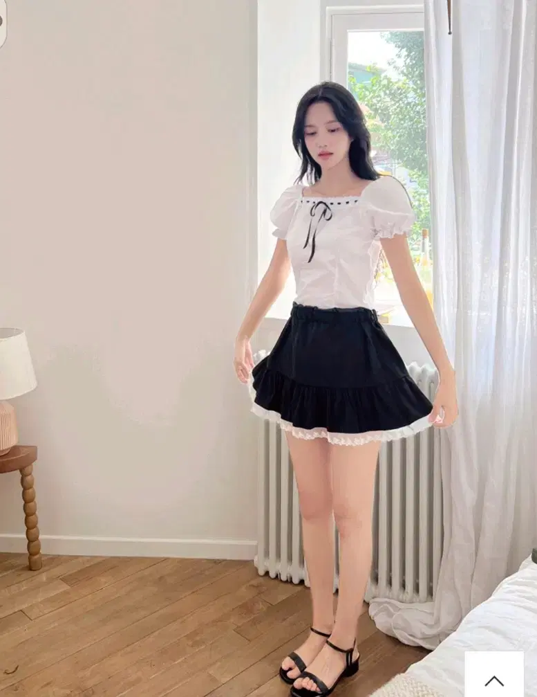 Milk Cocoa Black Frill Miniskirt