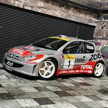 1/18 AUTOart 푸조 206 WRC 2001 몬테카를로 랠리