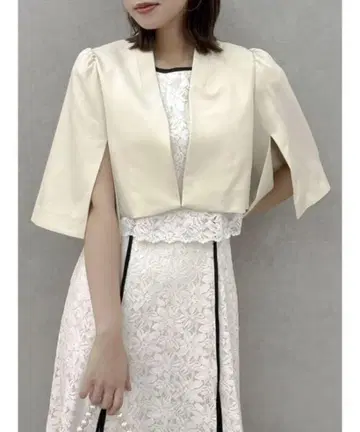 아이보리 자켓 반팔 다즐린 노카라 볼레로 자켓