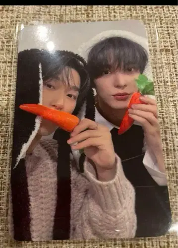 에이티즈 골든 아워 점프 업 라키드로 유노 산