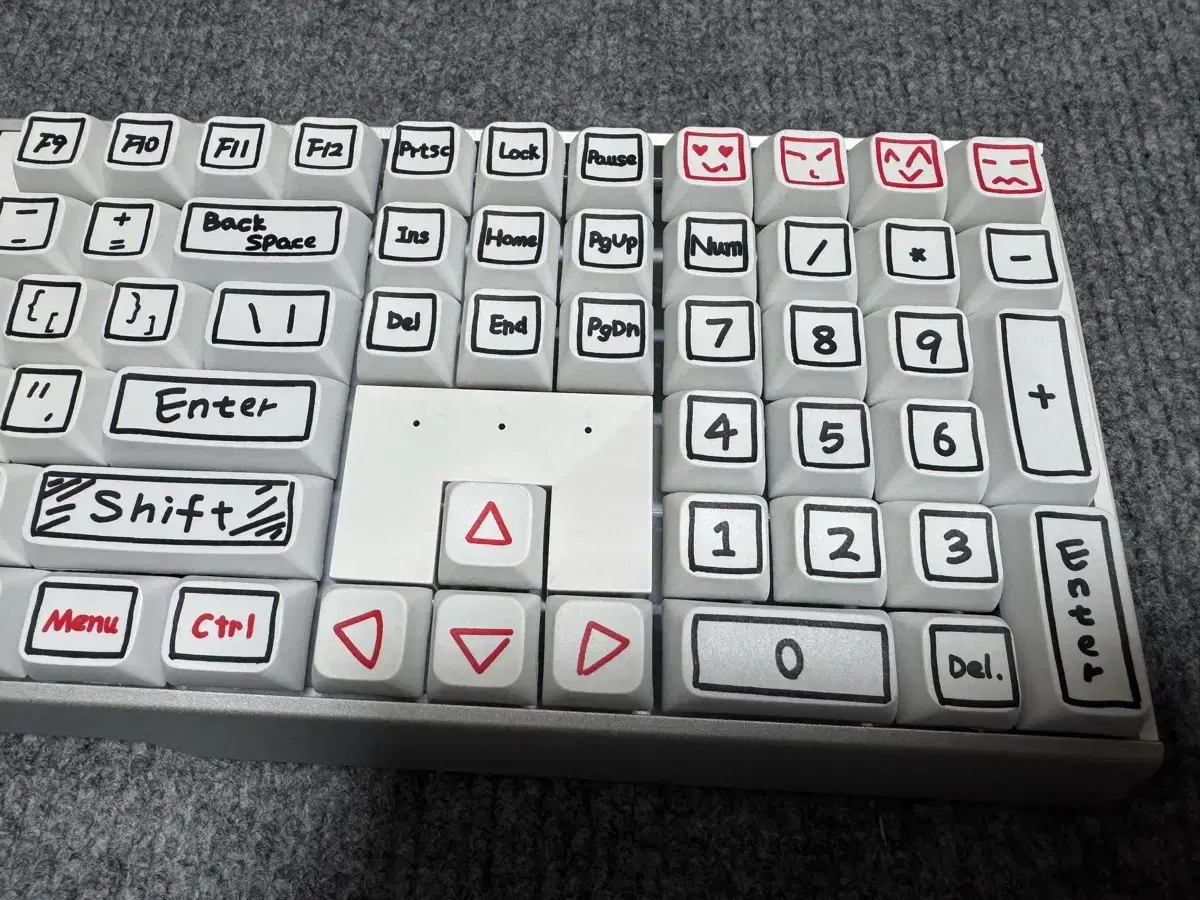 맥스틸 TRON G610K V2 블랙 적축 /윤활. 측각 키캡 | 브랜드 중고거래 플랫폼, 번개장터