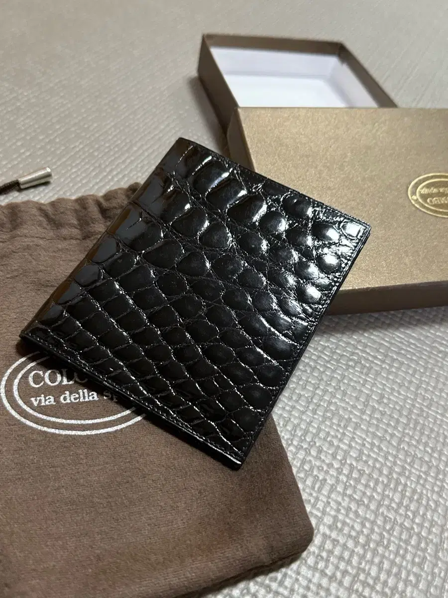 Colombo Wallet