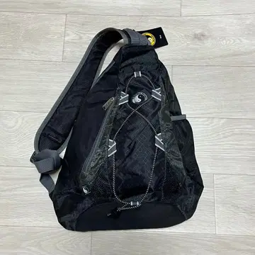 미사용 타운 앤 컨트리 원숄더백 바디백 블랙 T&C