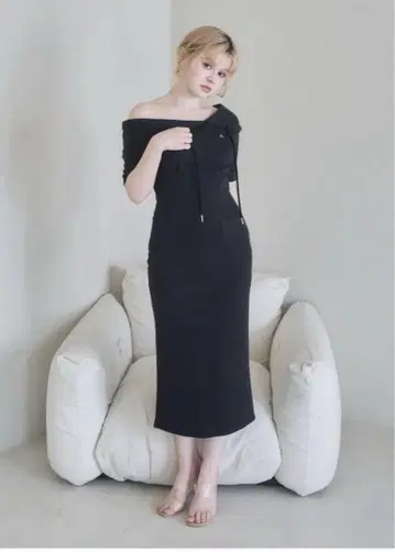 ANDMARY 카리나 롱 드레스