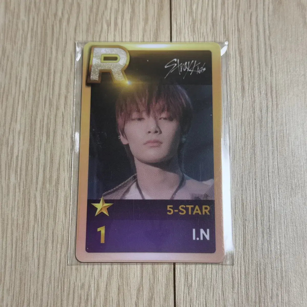 스트레이키즈 아이엔 슈스제 미션인증 특전 포카