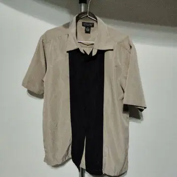 베이지 블랙 투톤 컬러 반팔 셔츠 오픈 카라 셔츠
