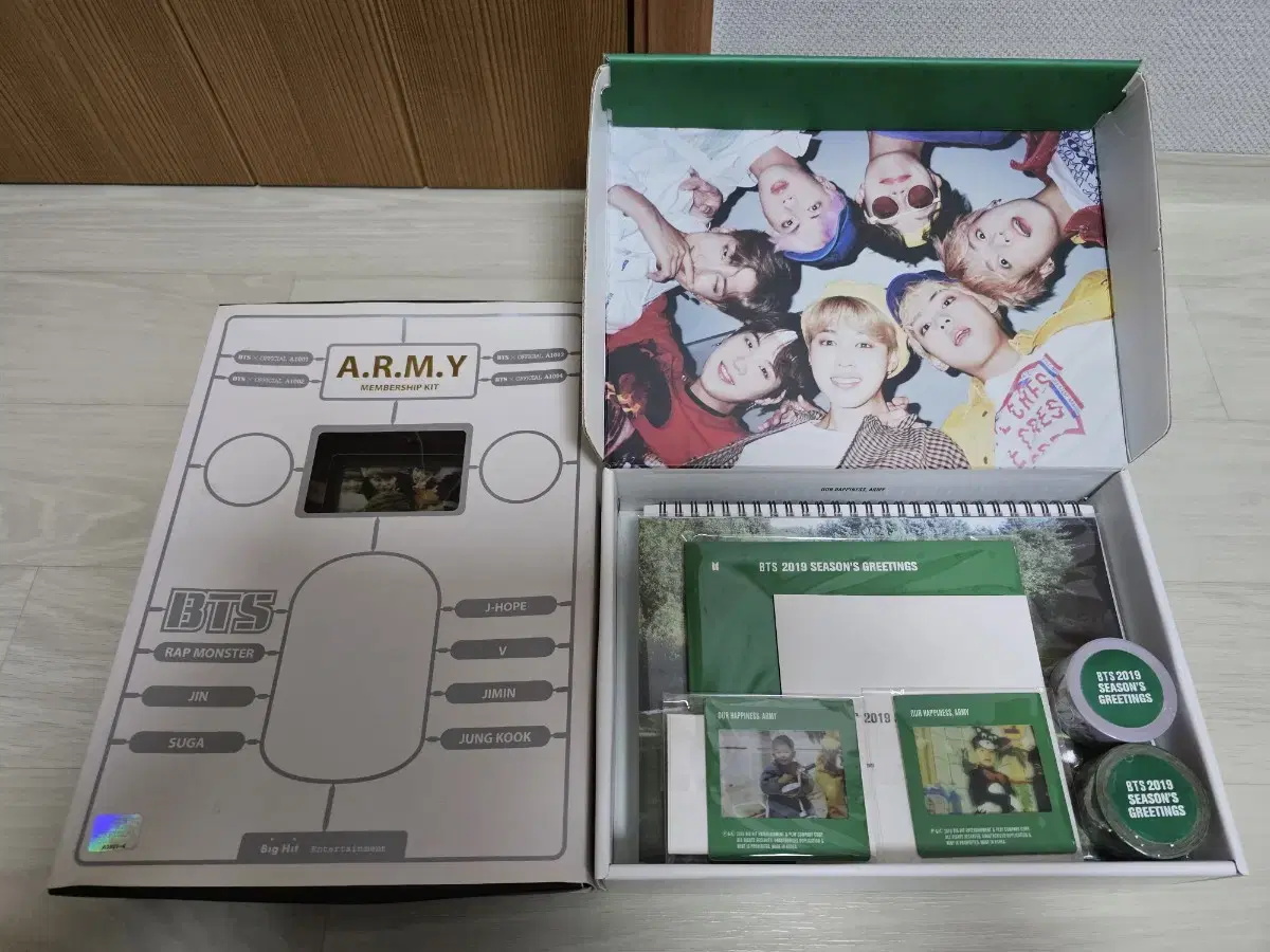 방탄소년단 아미 멤버십 키트 1기, 2019 시그 시즌 그리팅 일괄