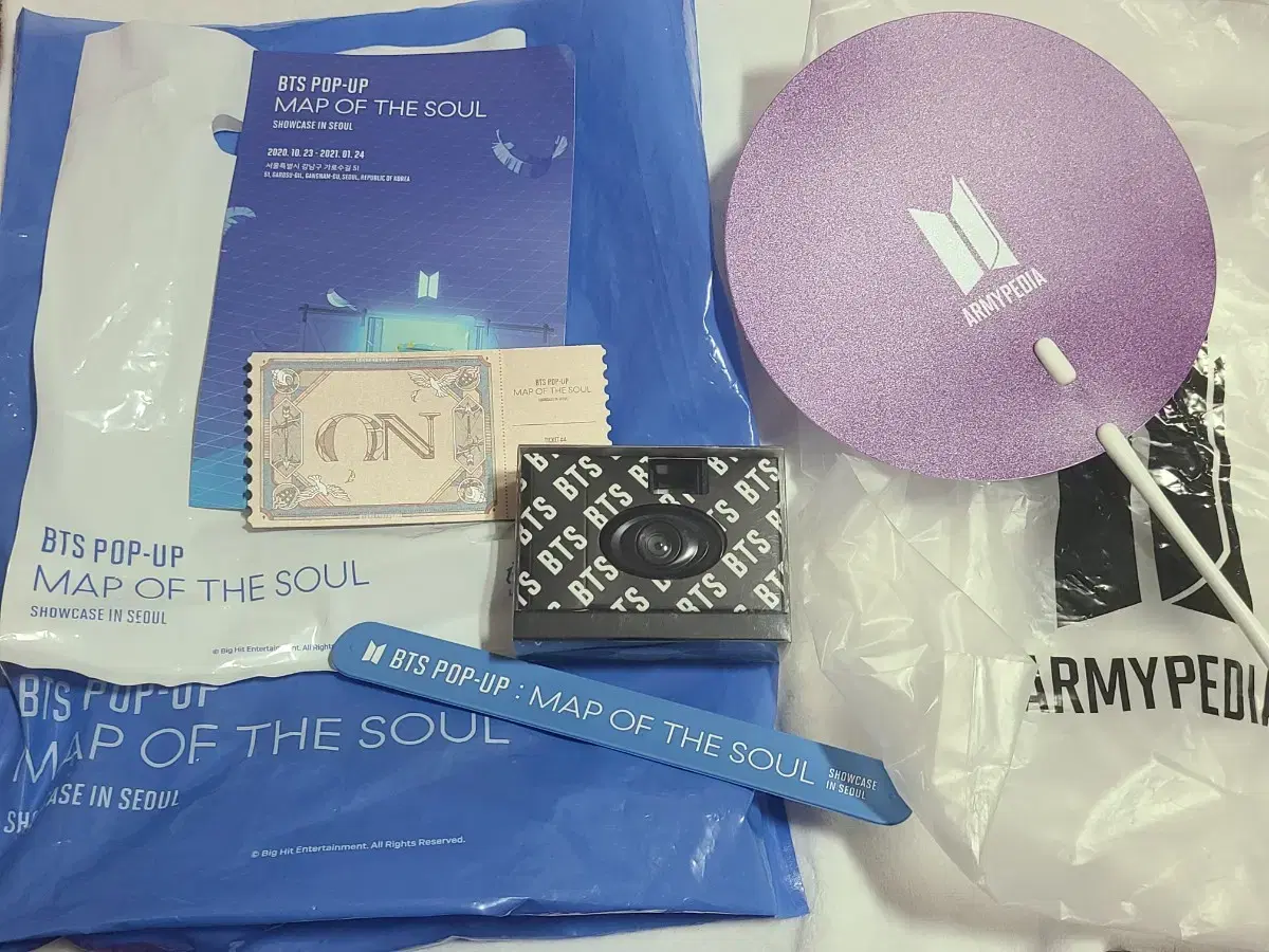 미개봉) 방탄 서울 팝업스토어 굿즈 필름카메라 양도 BTS POP-UP