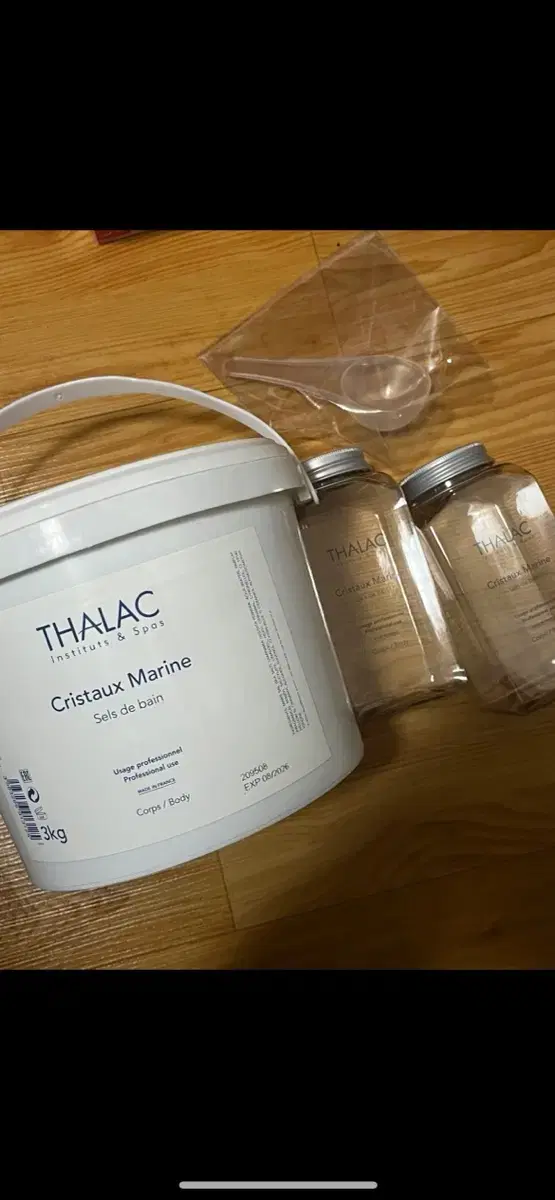 Sealed Tala Bath Salts 3kg (2 empty bottles/1 scoop)