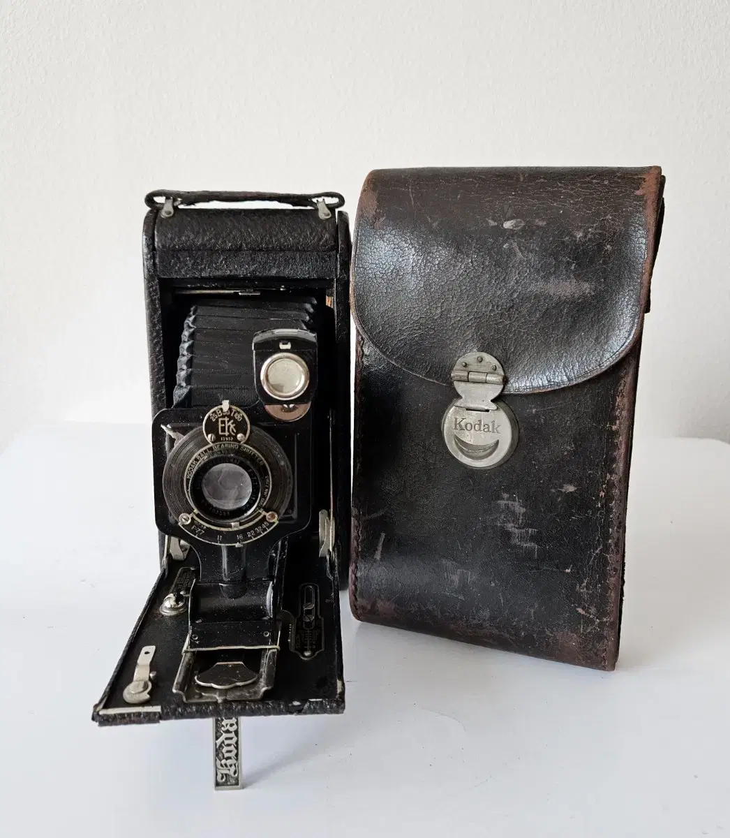 Kodak No.A-118 Large-format folding camera