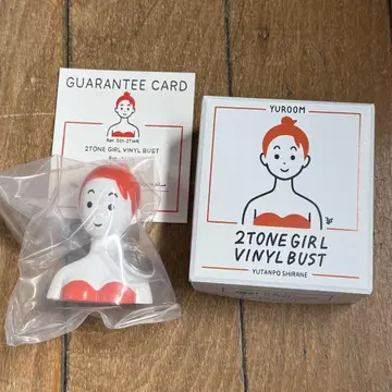 화이트 웜 2TONE GIRL VINYL BUST 소프트 비닐