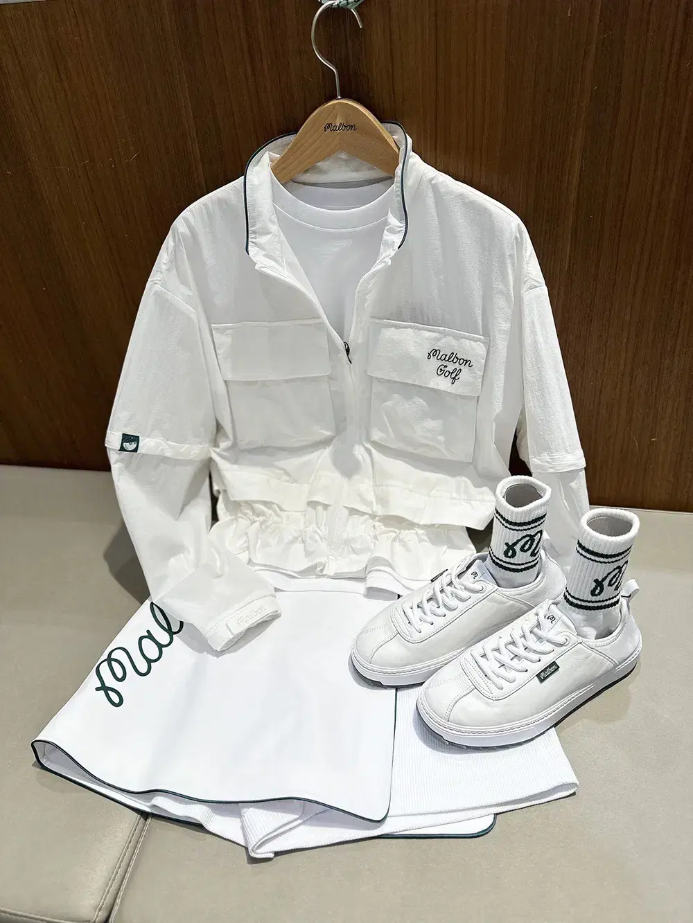 말본 디테처블 경량 바람막이 자켓 여성용