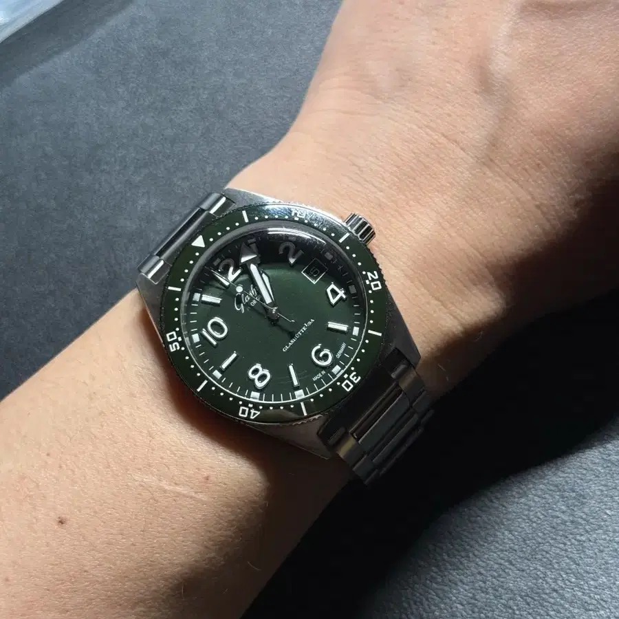 글라슈테 오리지날 씨큐 그린 39.5mm 시스루백