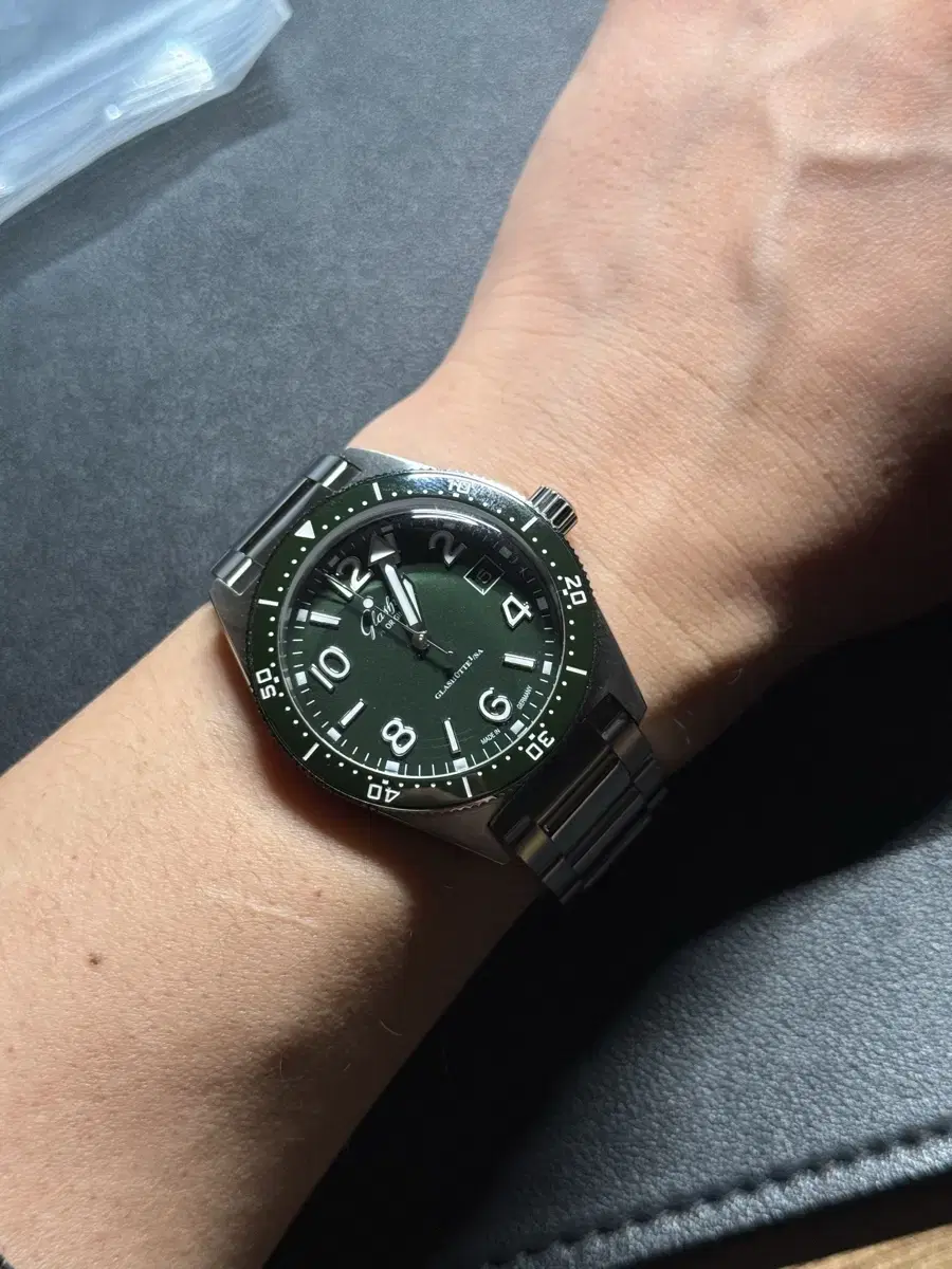 GLASHTE ORIGINAL SECU GREEN 39.5mm See-through Back