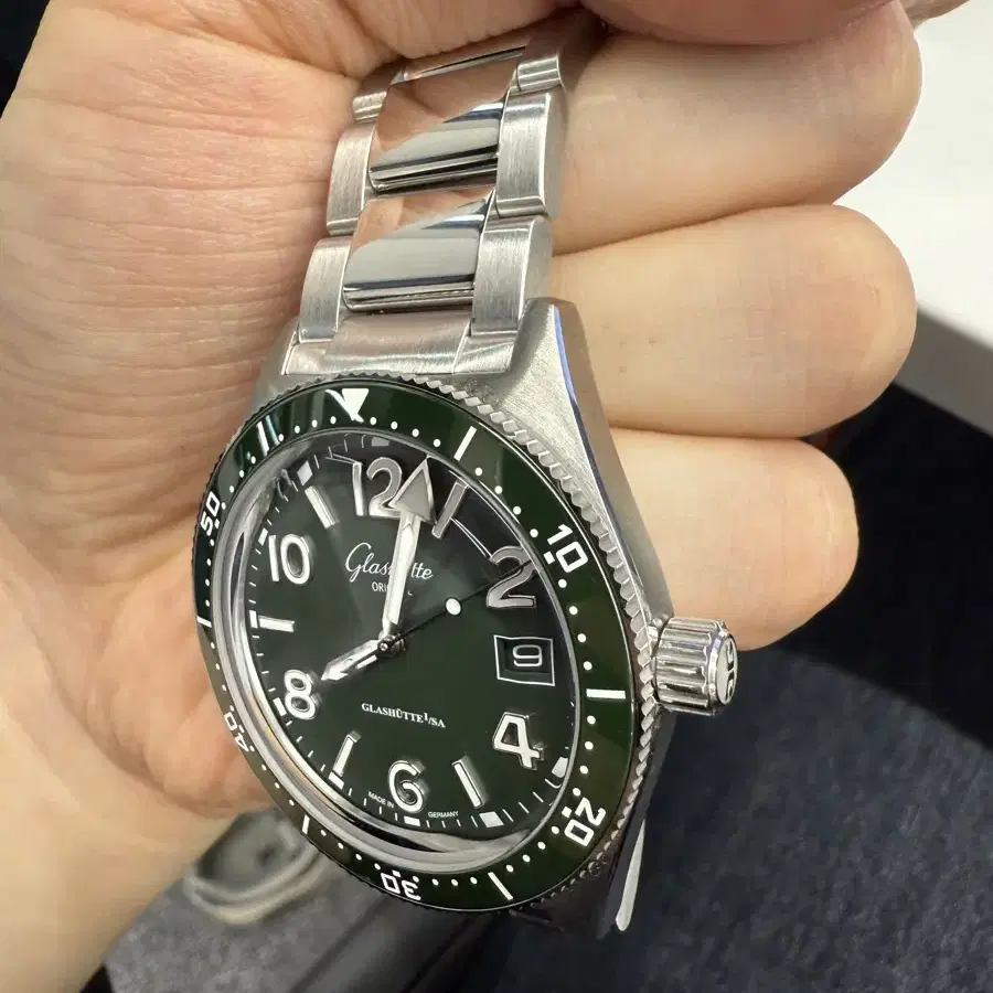 글라슈테 오리지날 씨큐 그린 39.5mm 시스루백