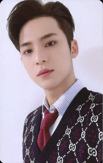세븐틴 DVD판 민규 2021 POWER OF LOVE 빨간색