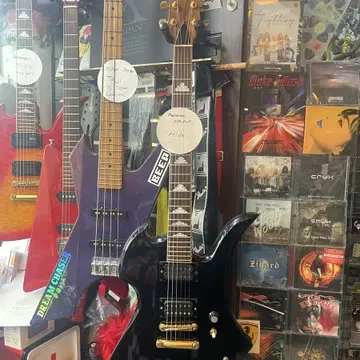 ギター MG80-X hide The Fernandes MG80X !! Mockingbird Style Signature guitar of