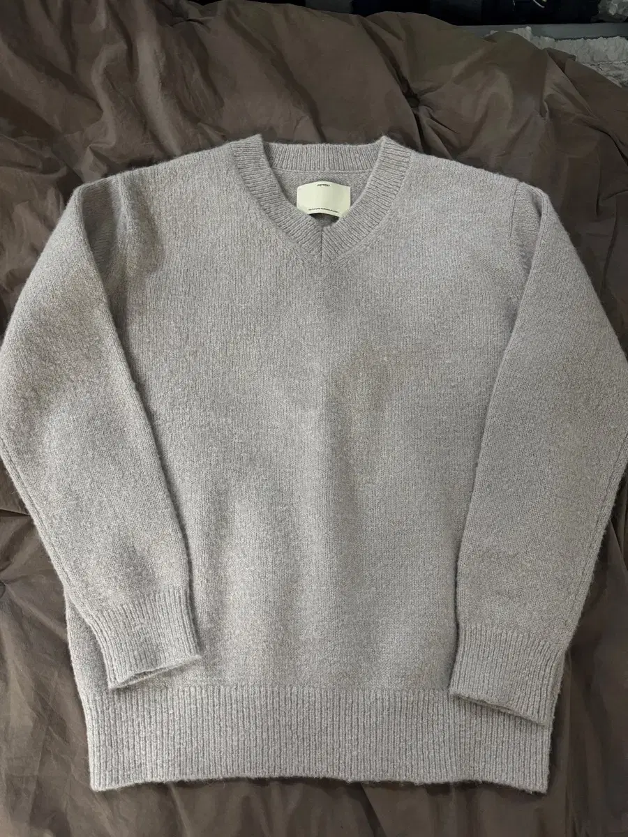 Pottery Alpaca V-Neck Knit Warm Beige One Size