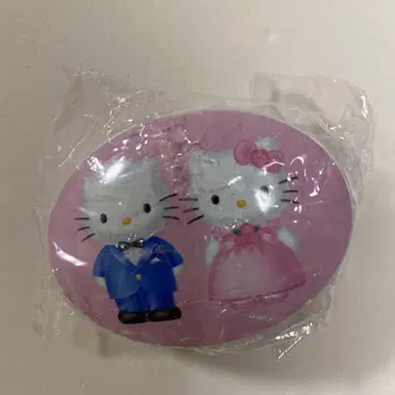 헬로키티 다니엘 캔 박스 2000년산 레어