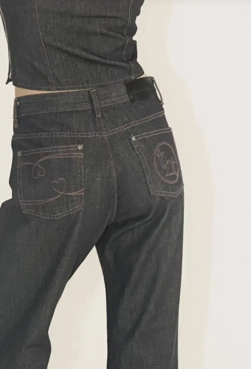 S) Three Times Pink Stitch Low Denim Pants