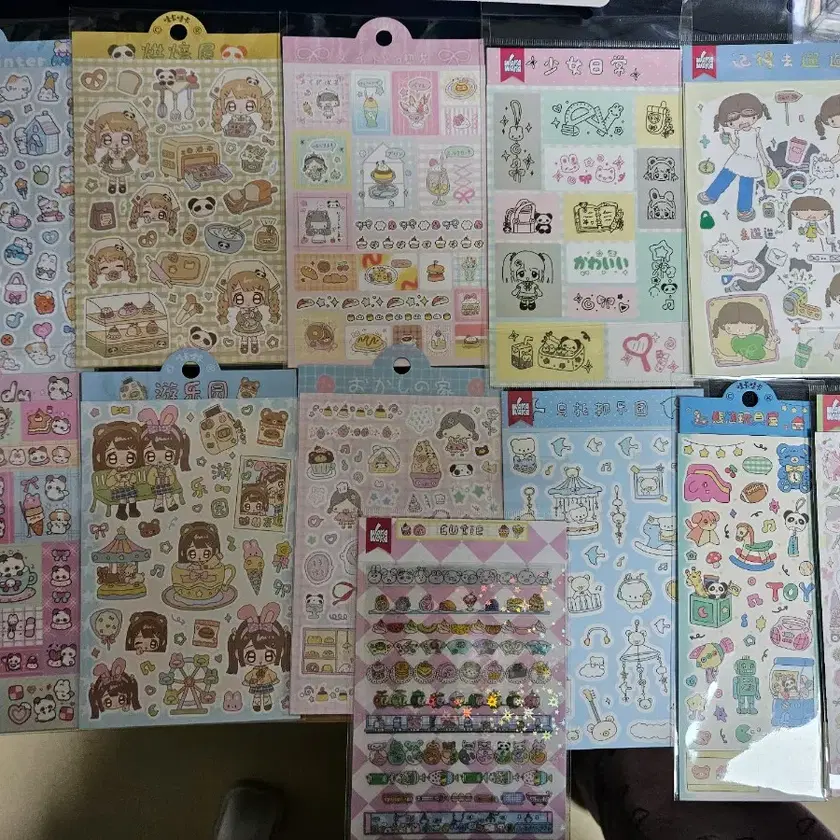 Wakawaka Cute Daku sticker, 12 pieces + bonus on Bunjang Global Site.