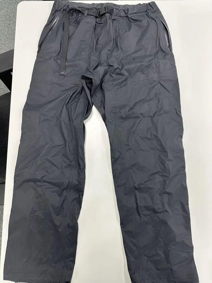 [L] Cayl 2.5L Pants Black