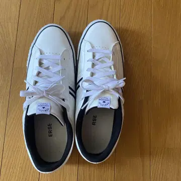 컨버스 스니커즈 26cm