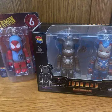 BE@RBRICK 베어브릭 마블 스파이더맨 아이언맨