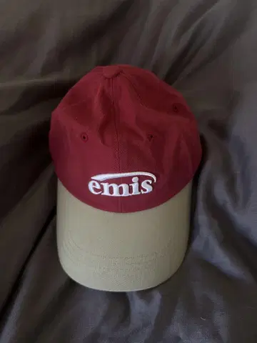 emis 야구 모자