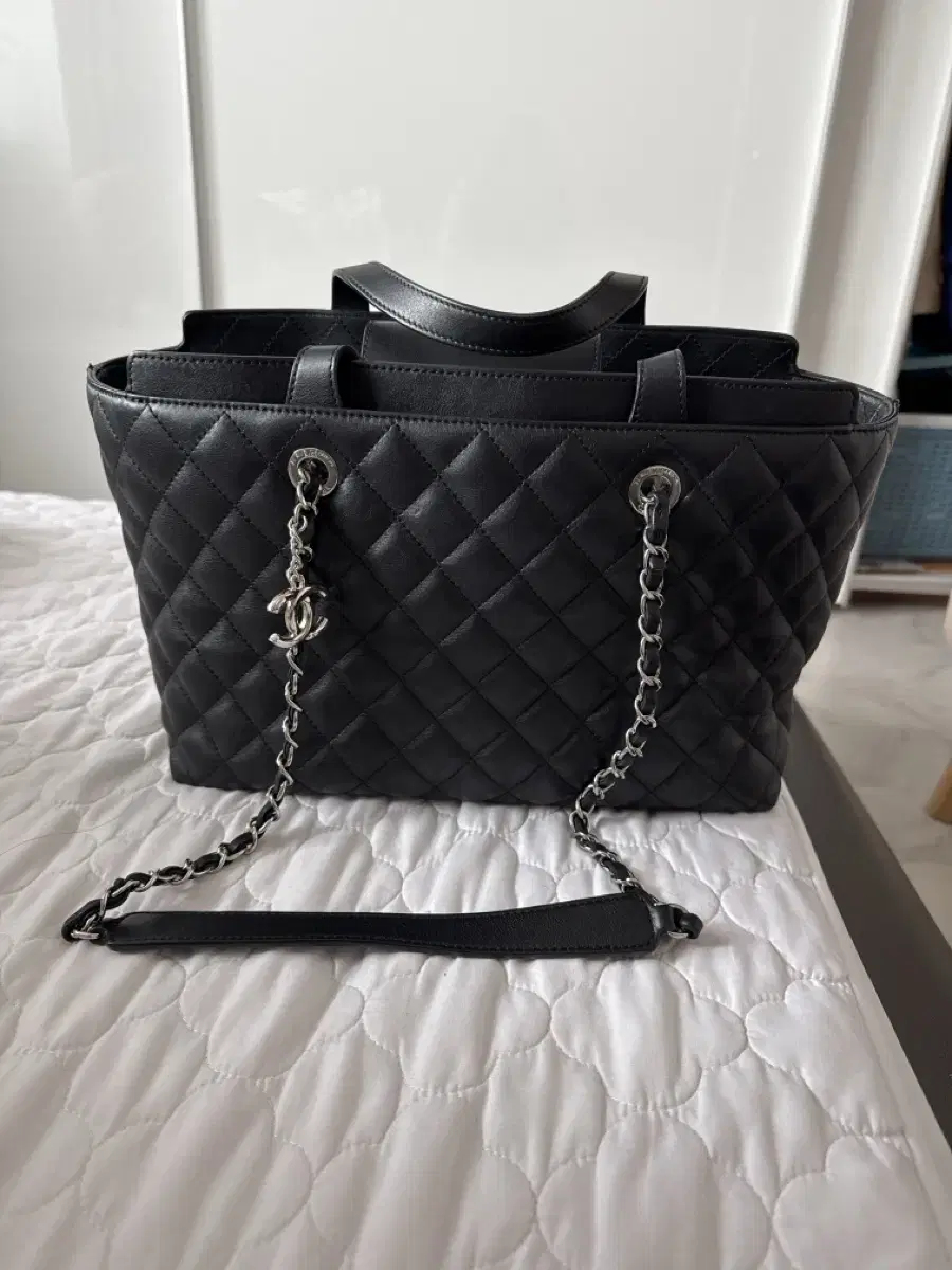 샤넬 A98683 17시즌 라지SHOPPING 쇼핑 토트백 겸 체인 숄더
