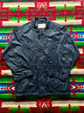 THE MONTGOMERY 네이비 나일론 자켓