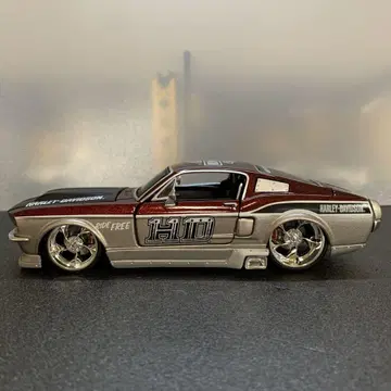 586 포드 머스탱 GT 1/24 스케일 다이캐스트 미니카
