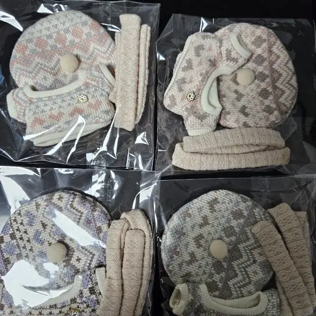 10cm 인형 옷세트(모자/스웨터/목도리)