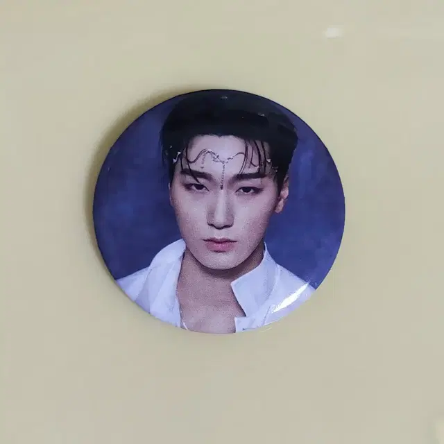 에이티즈 골든아워 파트2 팝업 산 뱃지