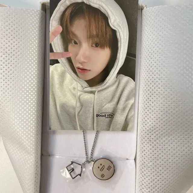 보넥도 운학 1주년 목걸이+포카 양도