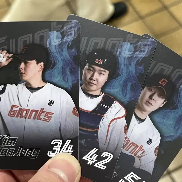 김원중, 정보근, 나승엽 포토카드