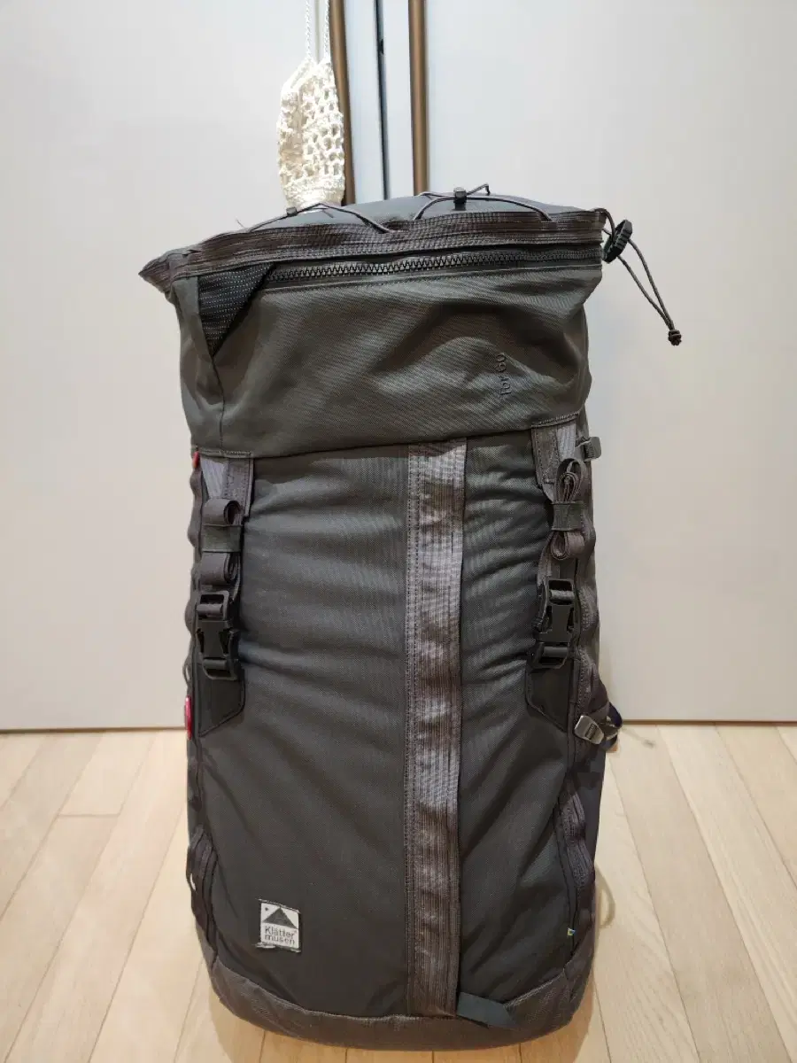 클라터뮤젠 토르 60L