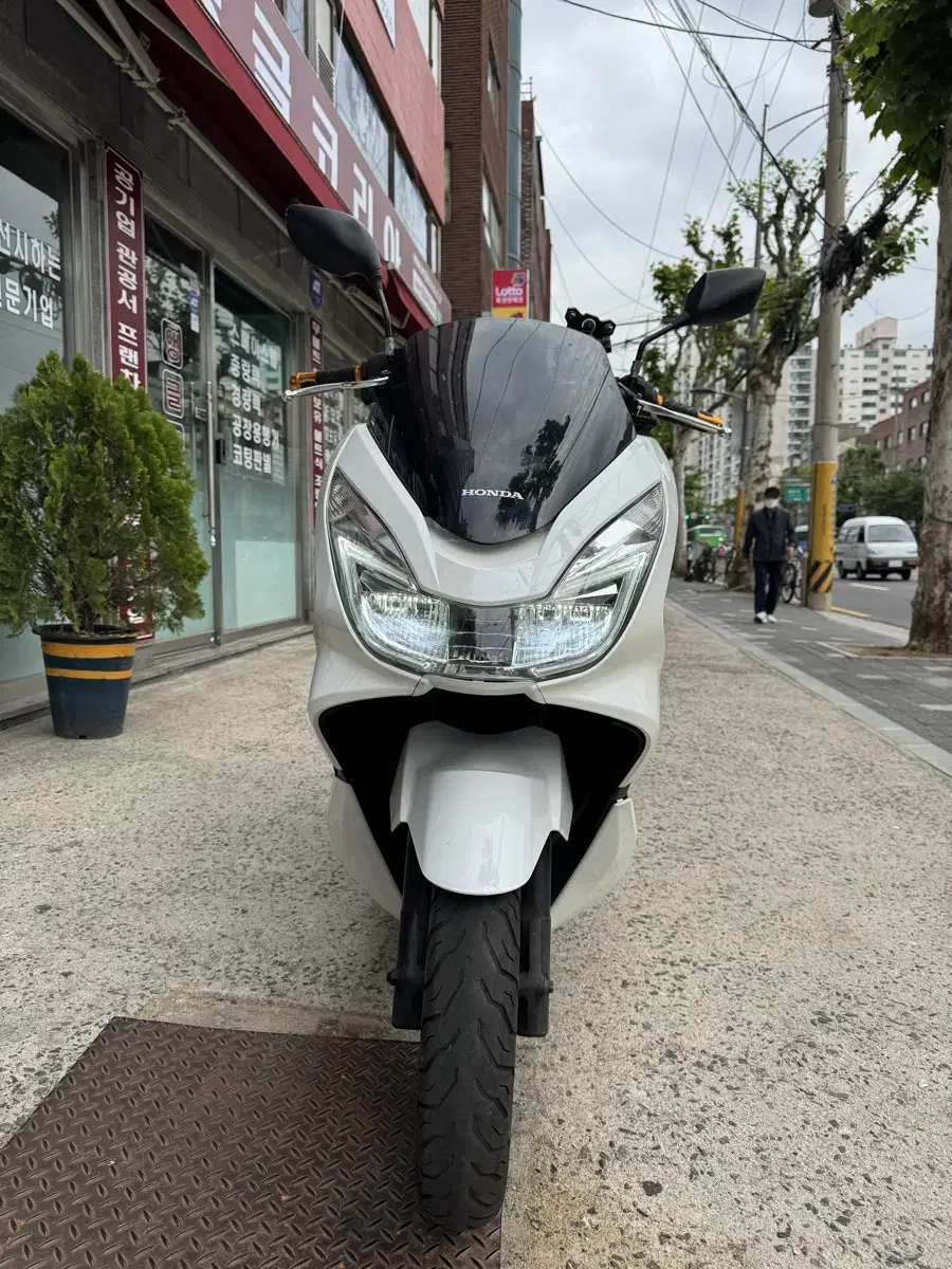 PCX125