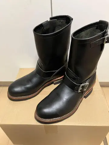 레드윙 2268 엔지니어 부츠 8D