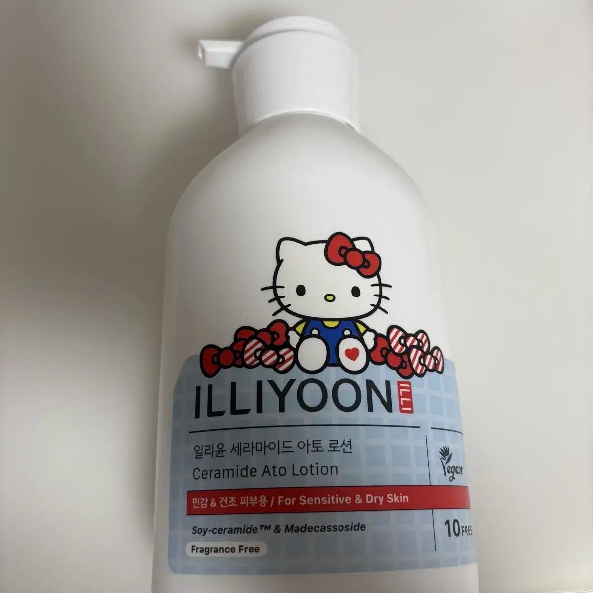 일리윤 세라마이드 아토 로션 헬로키티