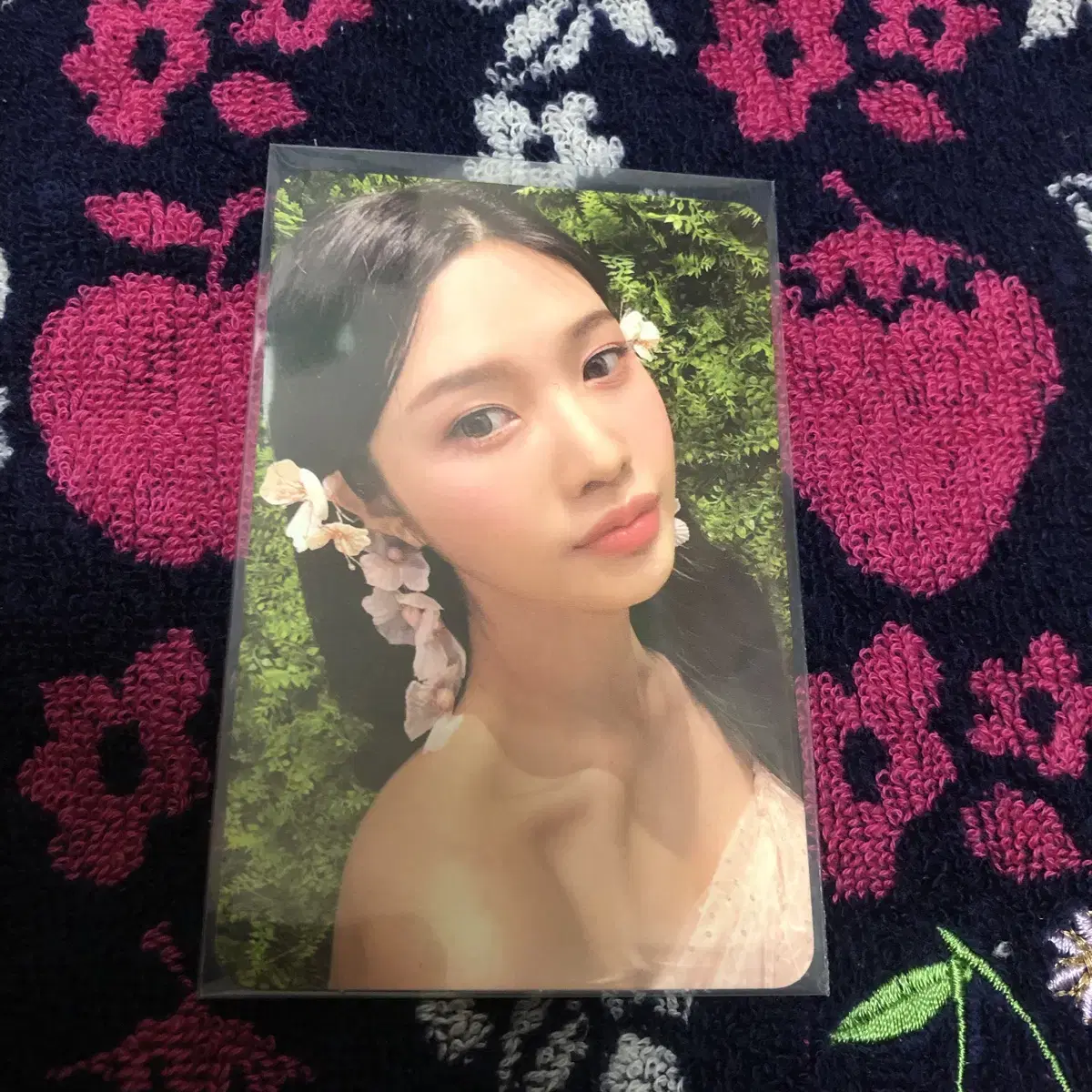 Feel my rhythm red velvet joy poca WTS
