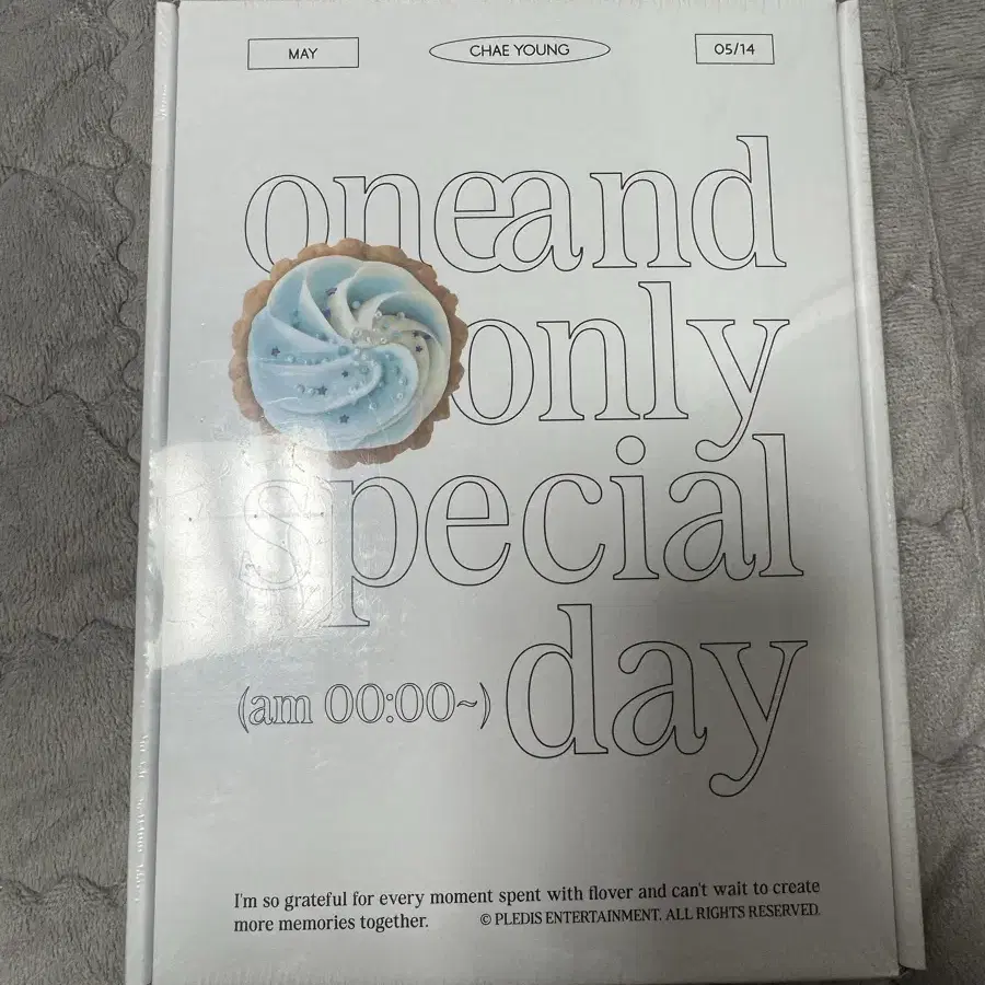 FROMIS_9 | 프로미스나인 Fromis 9 lee chaeyoung Birthday Box