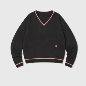 LOW CLASSIC V-NECK 로고 니트 상의