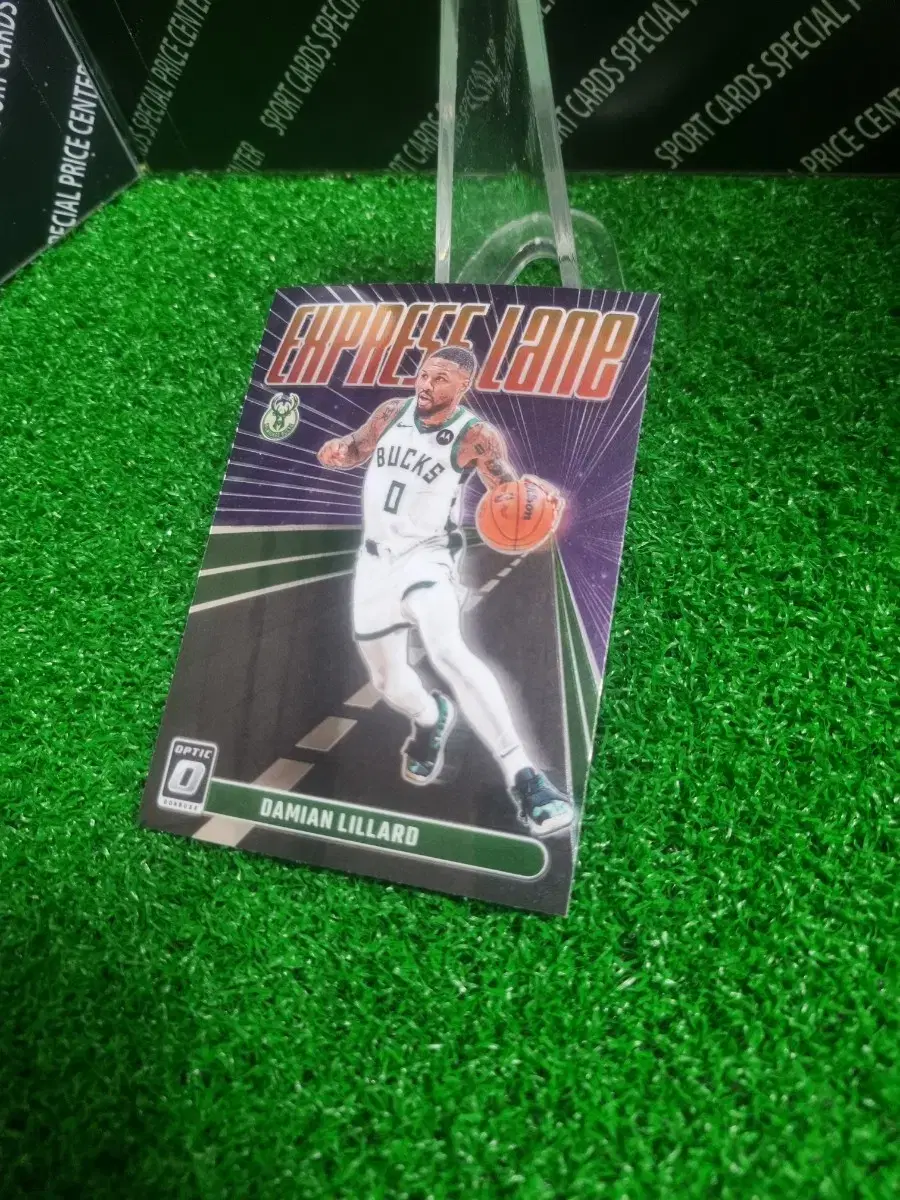 23-24 Panini Don't Rush Optic Milwaukee Bucks Damian Lillard Insert Basketball Card #