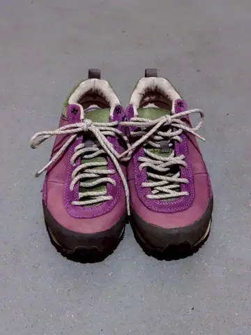 THE NORTH FACE VIBRAM 트레킹 슈즈 스니커즈