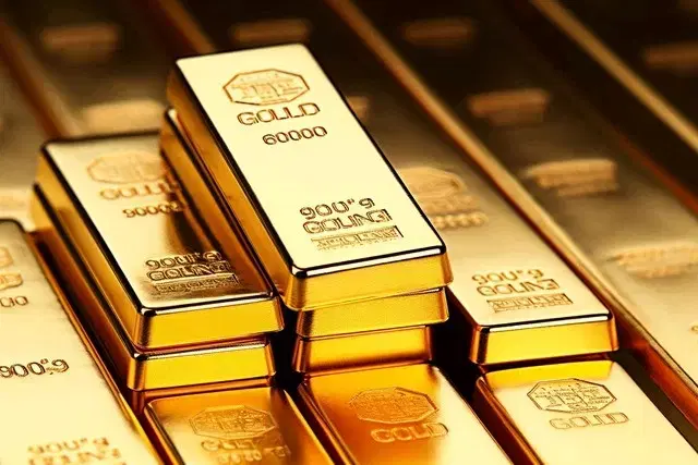 We purchase gold (24k, 18k, 14k) rings, necklaces, and bracelets.
