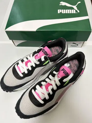새상품 PUMA 스니커즈 스타일 라이더 네오 아카이브 25cm