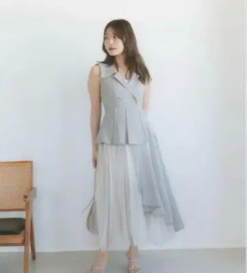 ECREL 에클레르 트위드 베스트 플레어 원피스